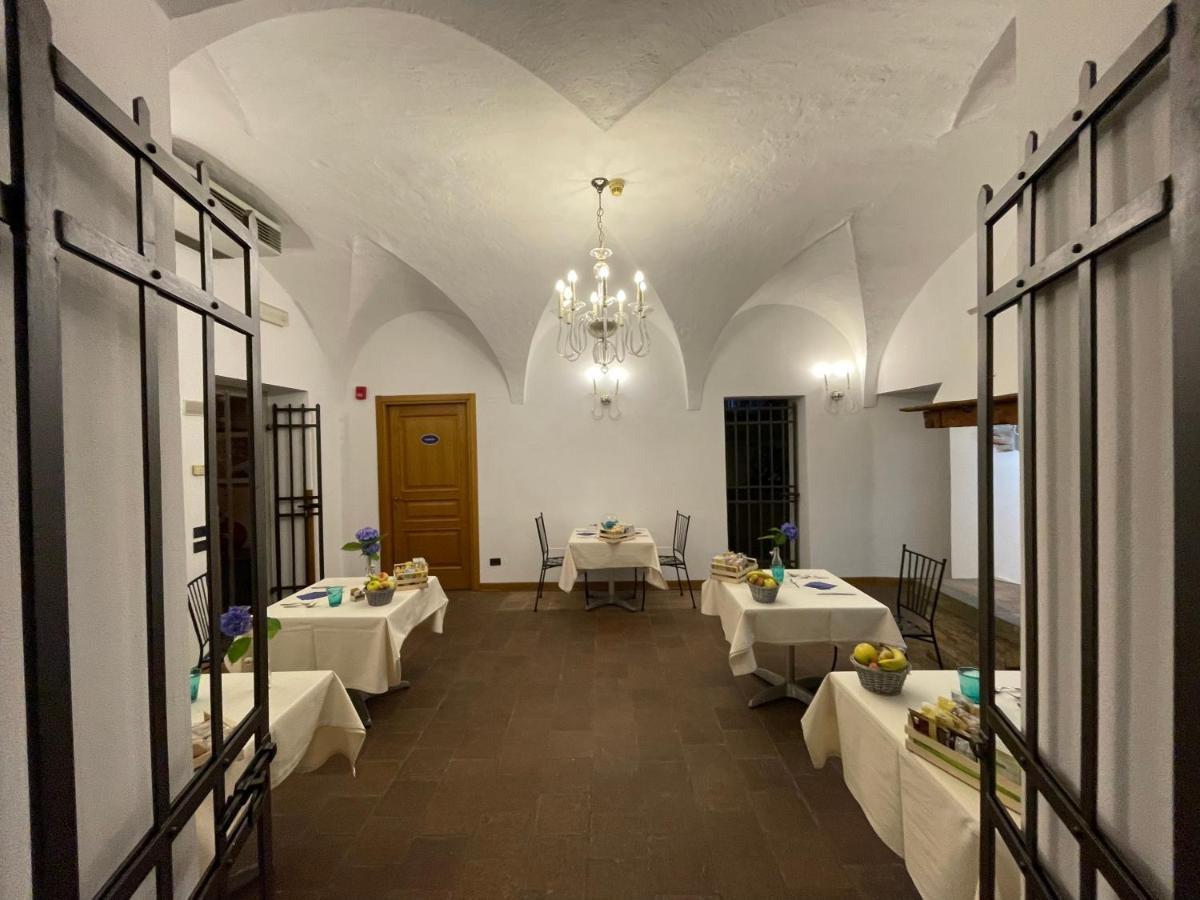 Bes Hotel Bergamo Cologno Al Serio Exterior foto